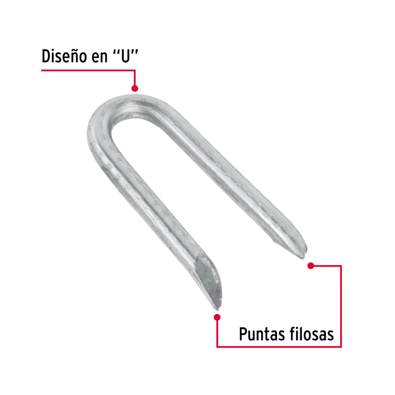 Caja con 10 kg grapas 1-1/2" galvanizadas para alambre de púas