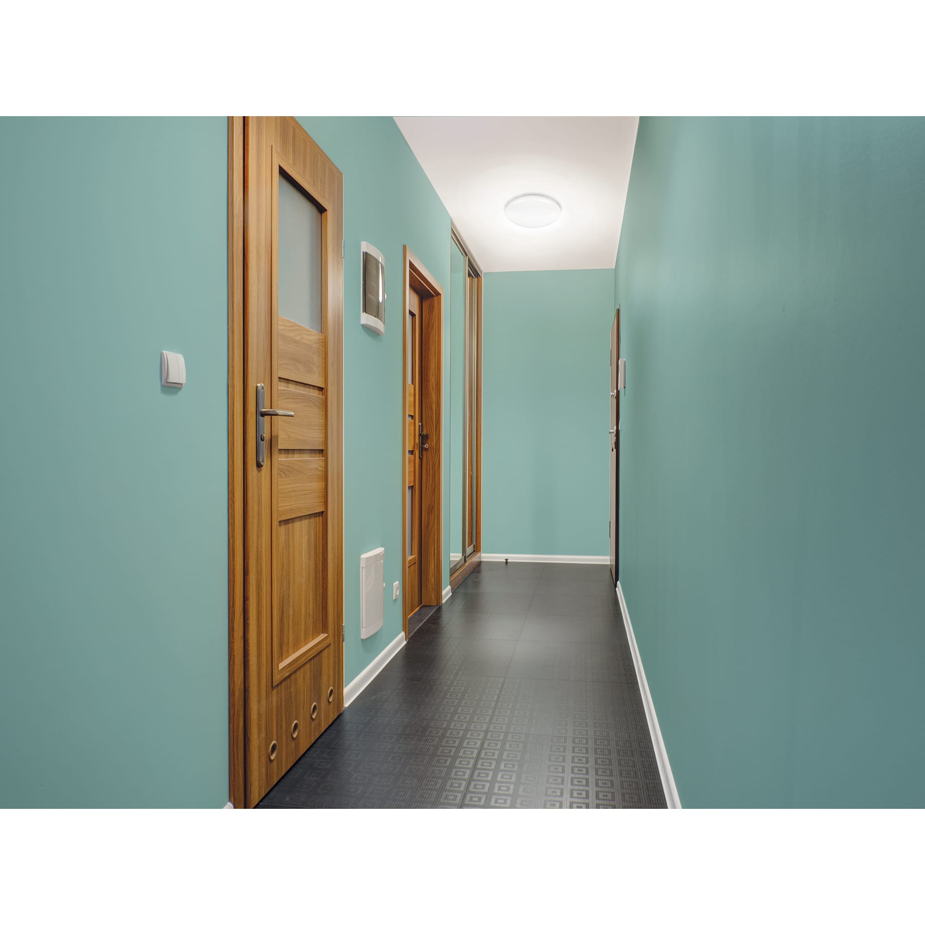 Luminario LED 18W plafón decorativo liso, luz de día, BASIC